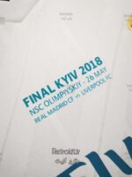 لباس کلاسیک رئال مادرید 2018-2017 (اول) - Image 4