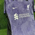 لباس کلاسیک لیورپول 2024-2023 (سوم) - Image 9