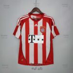 لباس کلاسیک بایرن مونیخ 2010-2011 (اول)