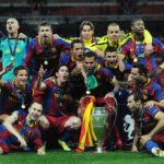 لباس کلاسیک بارسلونا 2010-2011 (اول) - Image 3