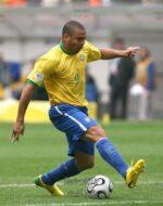 لباس کلاسیک برزیل 2006 (اول) - Image 3