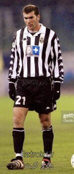 لباس کلاسیک یوونتوس 1999-2000 (اول) آستین بلند - Image 6