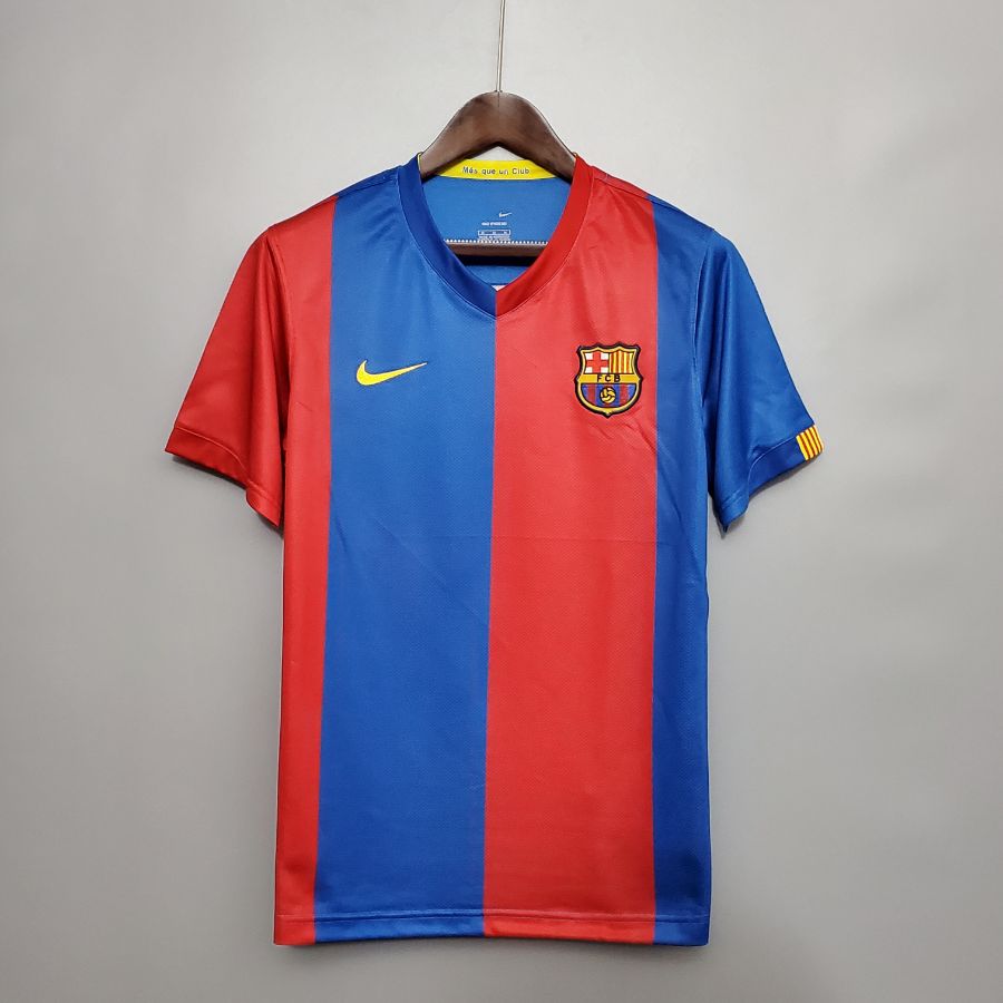 لباس-کلاسیک-بارسلونا-07-2006-1e لباس کلاسیک بارسلونا 2006-2007 (اول) - Image 1