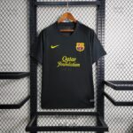 لباس کلاسیک بارسلونا 2011-2012 (دوم)