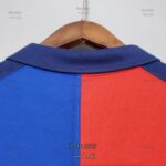 لباس کلاسیک بارسلونا 1999-2000 (صد سالگی) - Image 11