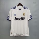 لباس کلاسیک رئال مادرید 2010-2011 (اول)