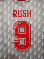 لباس کلاسیک لیورپول 1991_1989 (دوم) - Image 11