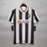 لباس کلاسیک یوونتوس 2011-2012 (اول)