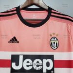 لباس کلاسیک یوونتوس 2016-2015 (دوم) - Image 5