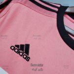 لباس کلاسیک یوونتوس 2016-2015 (دوم) - Image 9