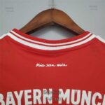 لباس کلاسیک بایرن مونیخ 2012-2013 (final ucl) - Image 16