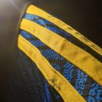 لباس کلاسیک منچستر یونایتد 2021-2022 (دوم) - Image 13