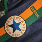 لباس کلاسیک نیوکاسل 1998-1997 (دوم) - Image 5