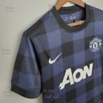 لباس کلاسیک منچستریونایتد 2014-2013 (دوم) - Image 4