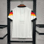 لباس کلاسیک آلمان 1992 (اول) - Image 2