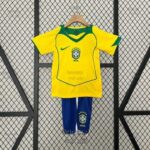 لباس کلاسیک بچه گانه برزیل 2004 (اول)