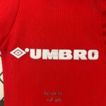 لباس کلاسیک بچه گانه منچستریونایتد 2000-1998 (اول) - Image 6