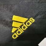 لباس کلاسیک رئال مادرید 2012-2011 (دوم-آستین بلند) - Image 2