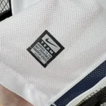 لباس کلاسیک منچستر یونایتد 2009 (فینال لیگ قهرمانان-دوم) - Image 9