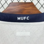 لباس کلاسیک منچستر یونایتد 2009 (فینال لیگ قهرمانان-دوم) - Image 8