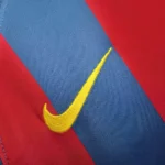لباس کلاسیک بارسلونا 2006_2005 (اول-آستین بلند) - Image 5