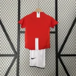 لباس کلاسیک بچه گانه منچستر یونایتد 2008_2007 (اول) - Image 2