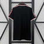 لباس کلاسیک منچستر یونایتد 1999_1998 (سوم) - Image 2