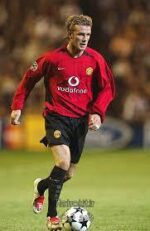 لباس کلاسیک منچستریونایتد 2003-2002 (اول) - Image 8