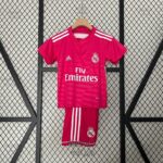 لباس کلاسیک بچه گانه رئال مادرید 2015-2014 (دوم)