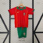 لباس کلاسیک بچه گانه پرتغال 2004 (اول)