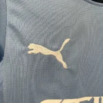 لباس بچه گانه منچستر سیتی ۲۰25-۲۰24 (اول) - Image 6