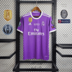 لباس کلاسیک رئال مادرید 2016-2017  (دوم) - Image 4